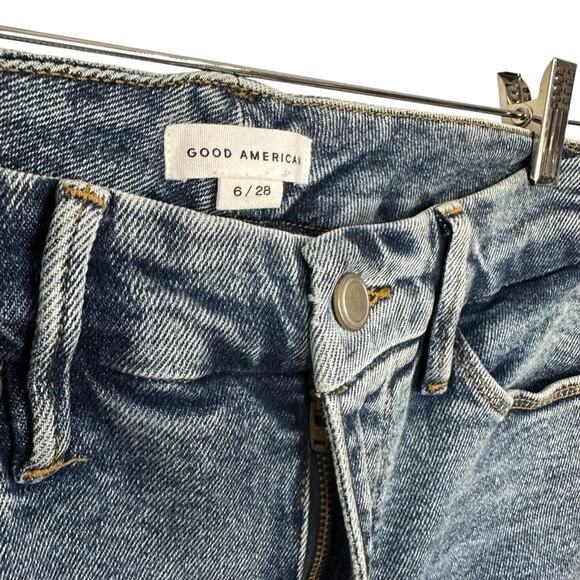 Good American Good Waist Good Crop Jeans Distressed Medium Wash Size 6 - Picture 7 of 15